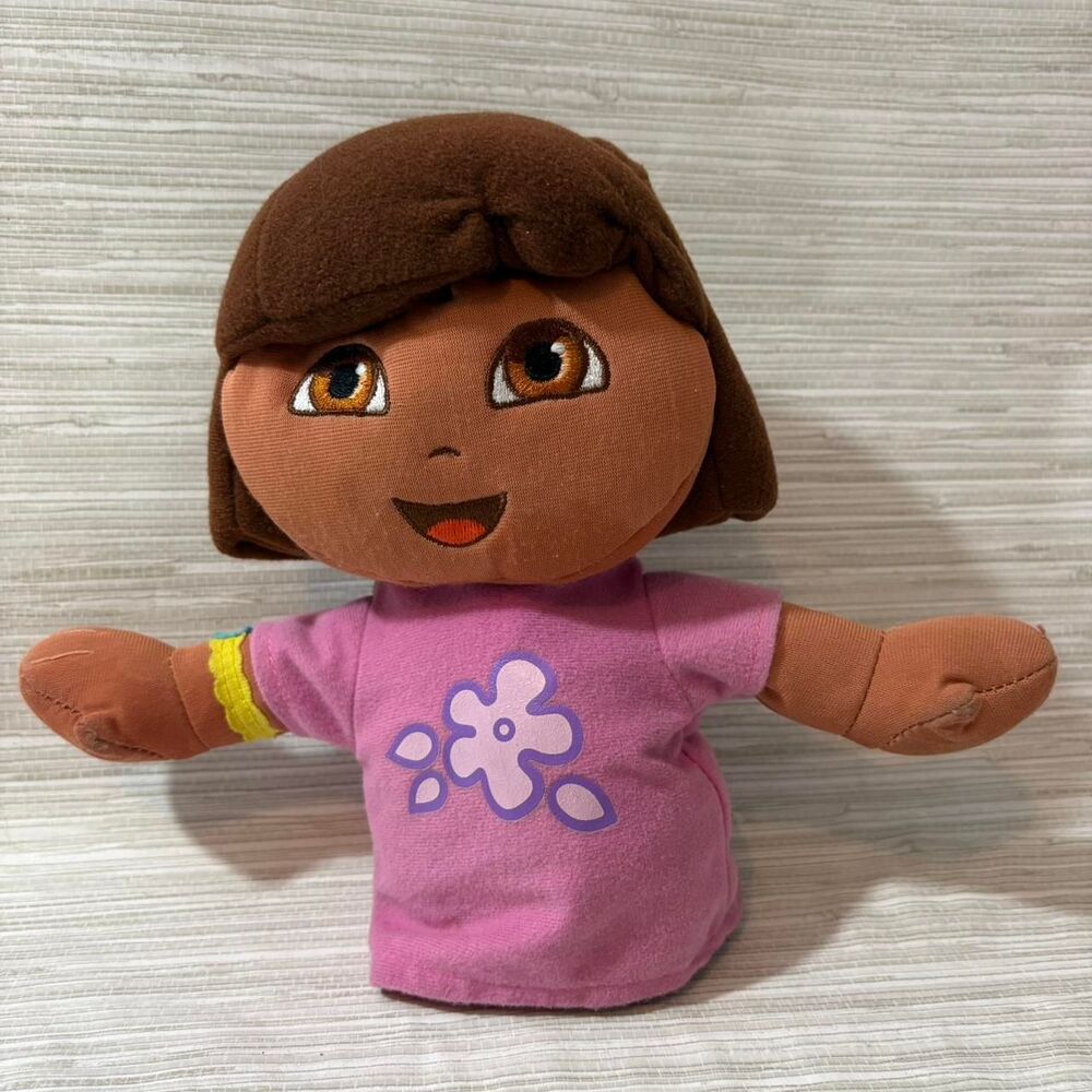 VTG Y2K FISHER PRICE DORA THE EXPLORER hand puppet 2005 great condition